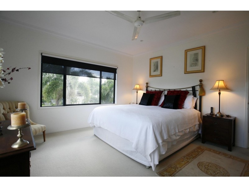 37 Waterview Drive, Bushland Beach QLD 4818