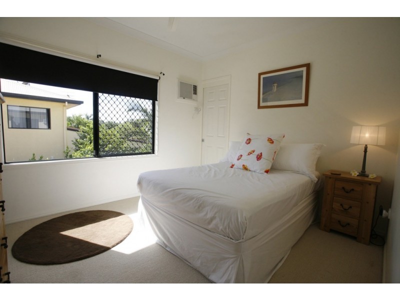 37 Waterview Drive, Bushland Beach QLD 4818