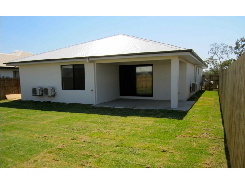 66 Ellsworth Drive, Mount Louisa QLD 4814