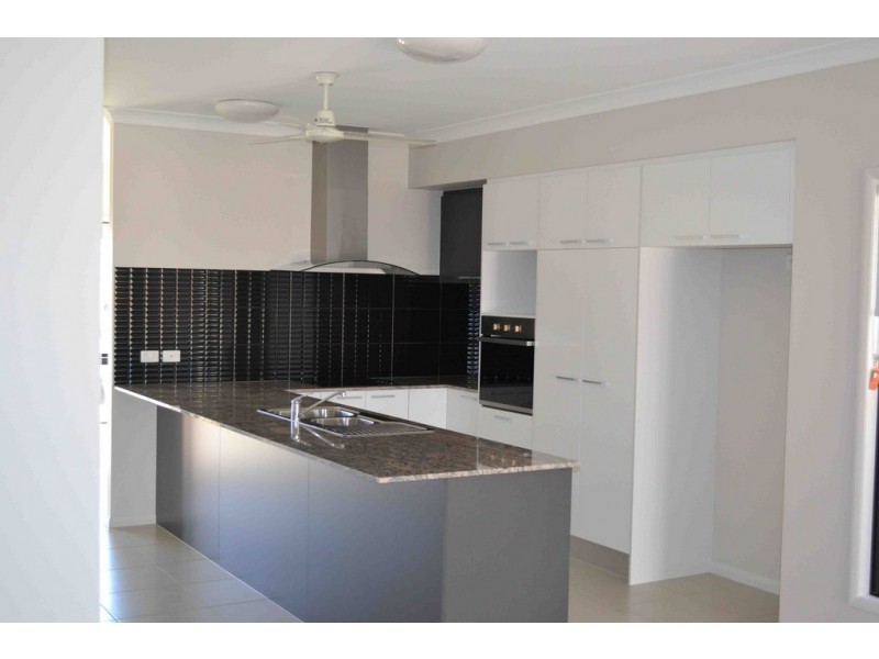 37 Madonis Way, Burdell QLD 4818