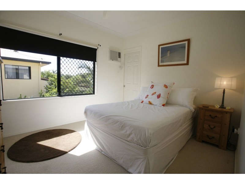 37 Waterview Drive, Bushland Beach QLD 4818