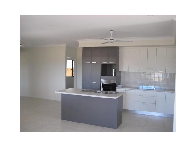 32 Fernbank Parade, Idalia QLD 4811