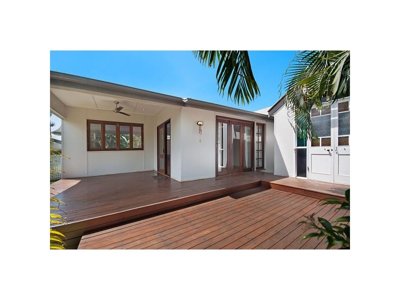 Railway Estate QLD 4810