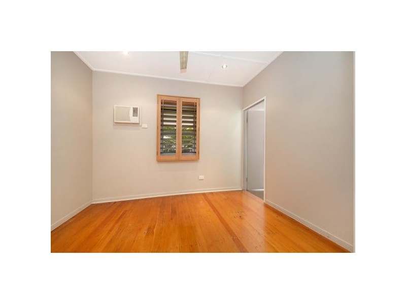 Railway Estate QLD 4810