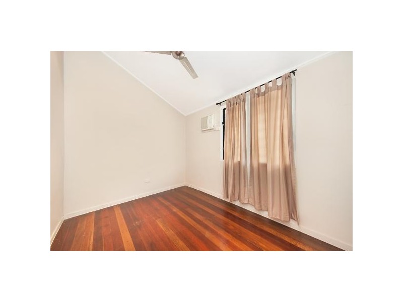 Railway Estate QLD 4810