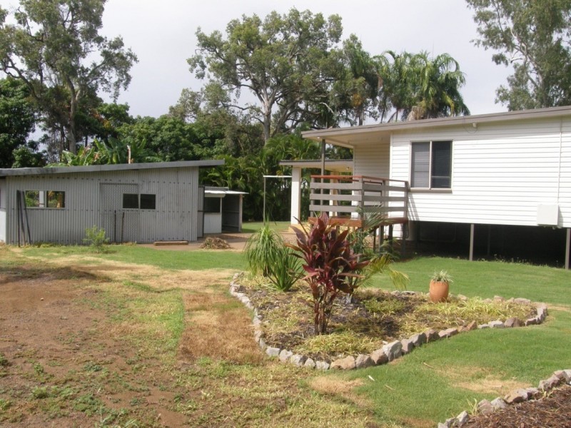 2 Sandpiper Avenue, Cungulla QLD 4816