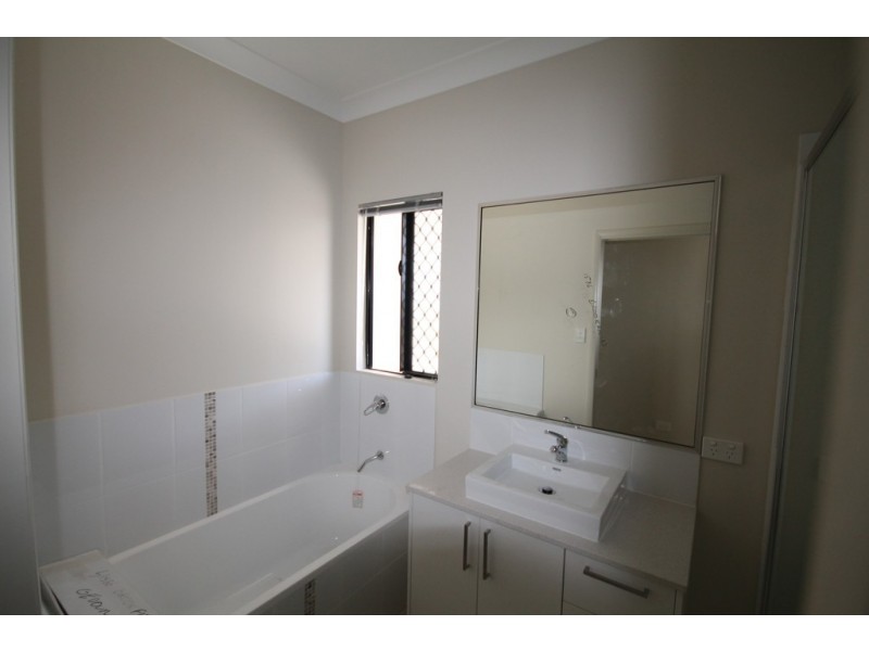 16 Brookfield Terrace, Idalia QLD 4811