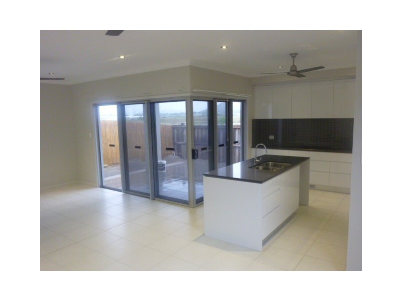 24 Brookfield Terrace, Idalia QLD 4811