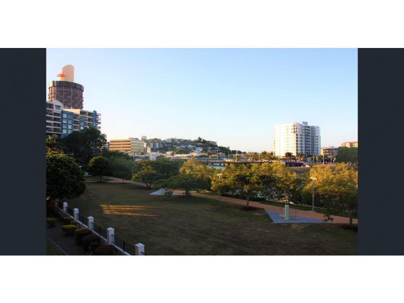 35/11-17 Stanley Street, Townsville City QLD 4810