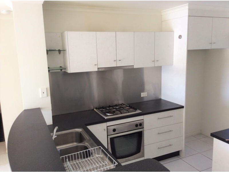 35/11-17 Stanley Street, Townsville City QLD 4810