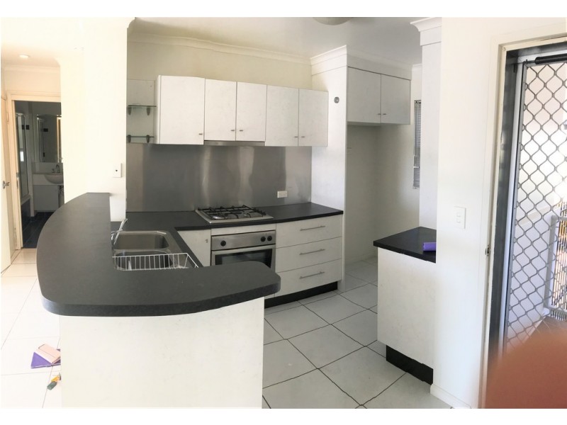 35/11-17 Stanley Street, Townsville City QLD 4810