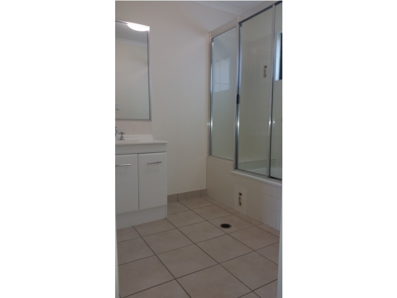 17 Waterfront Parade, Idalia QLD 4811