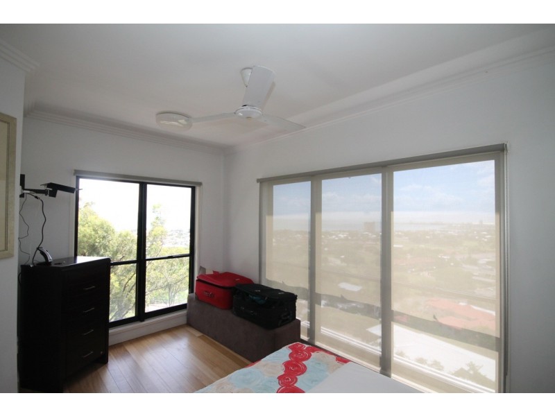 1/5 Glamis Court, Castle Hill QLD 4810