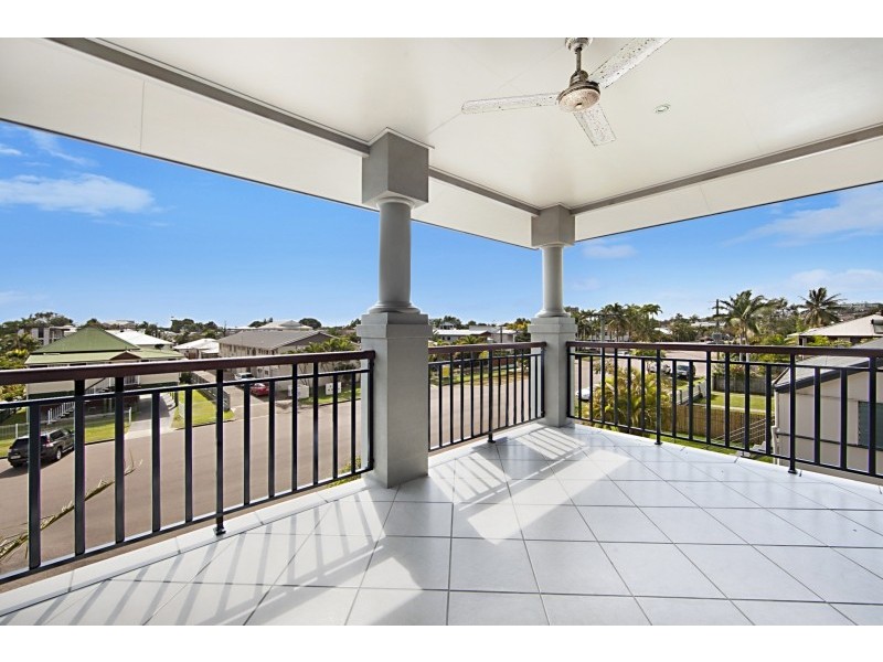 3/56 Cook Street, North Ward QLD 4810