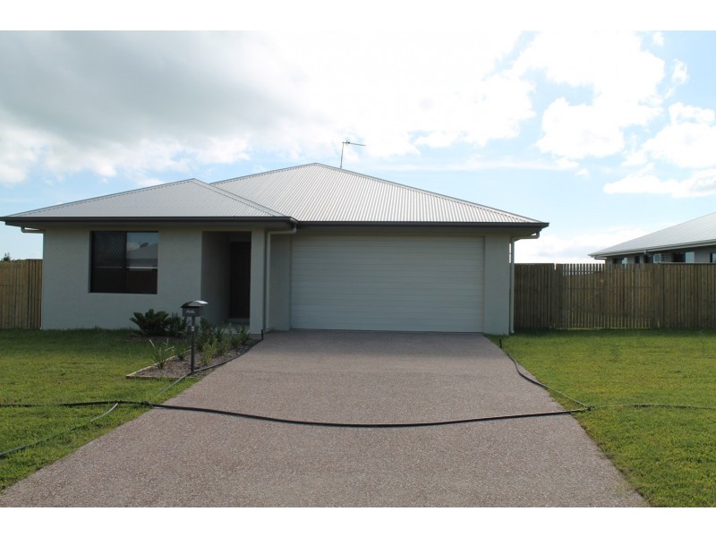 6 Glendower Street, Bushland Beach QLD 4818