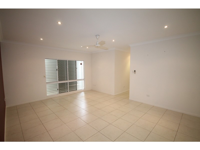 9B Seventh Street, Railway Estate QLD 4810