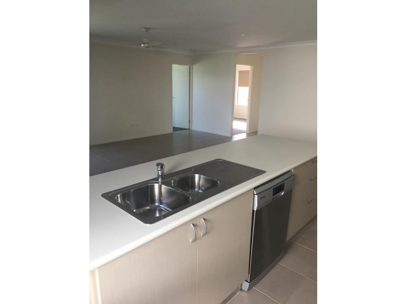 Mount Louisa QLD 4814