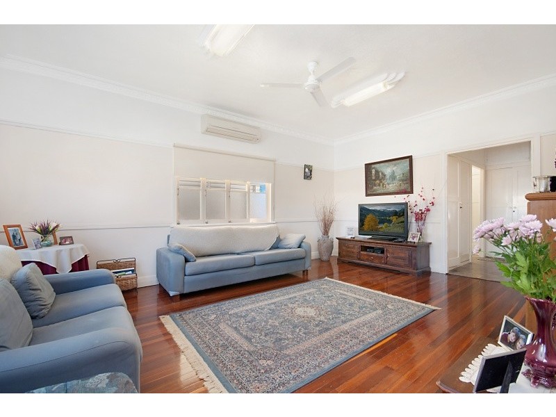 5 Oxford Street, Hyde Park QLD 4812