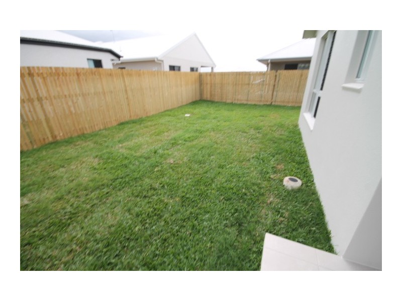 19 Molokai Street, Burdell QLD 4818