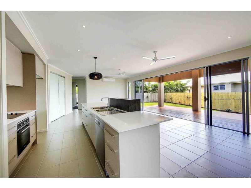 15 Westbrook Drive, Idalia QLD 4811