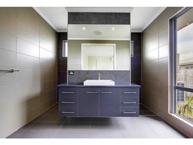 15 Westbrook Drive, Idalia QLD 4811