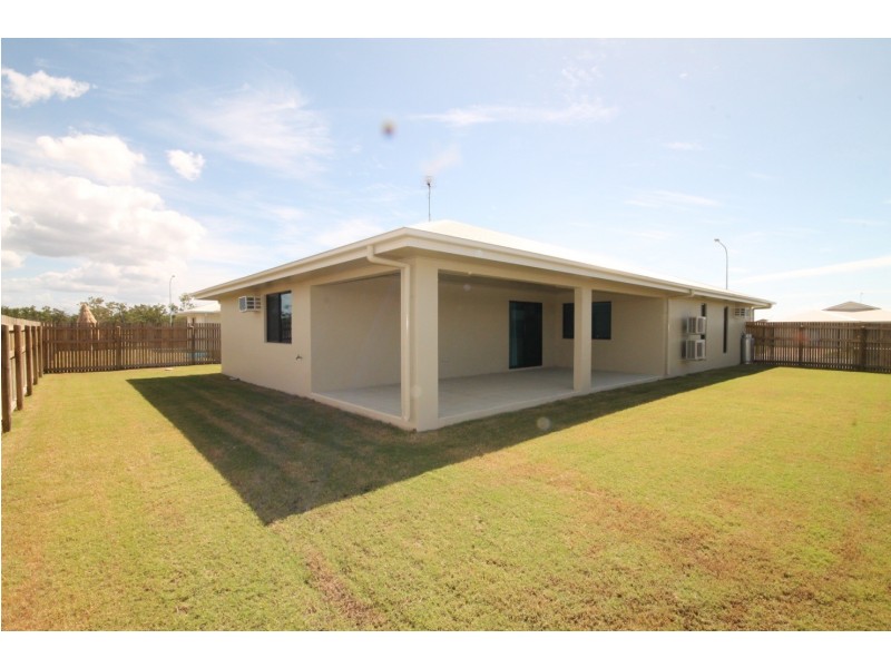 73 Shoalmarra Drive, Mount Low QLD 4818