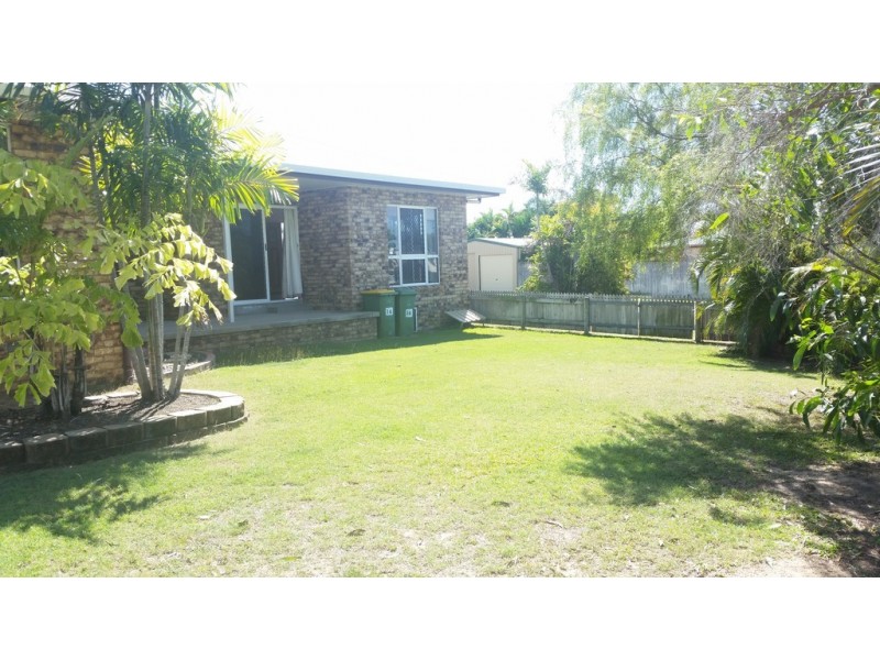 16 St Helens Drive, Mount Louisa QLD 4814