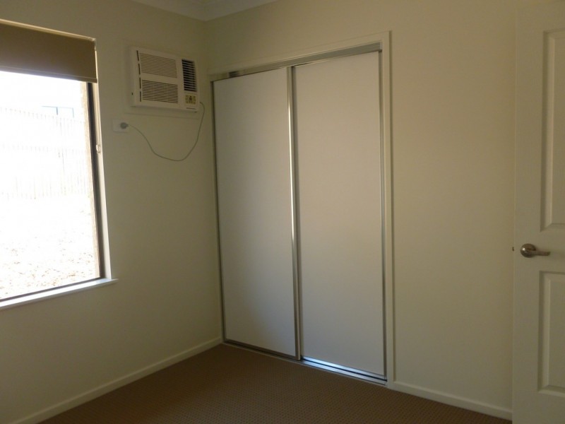 7 Cowrie Court, Bushland Beach QLD 4818