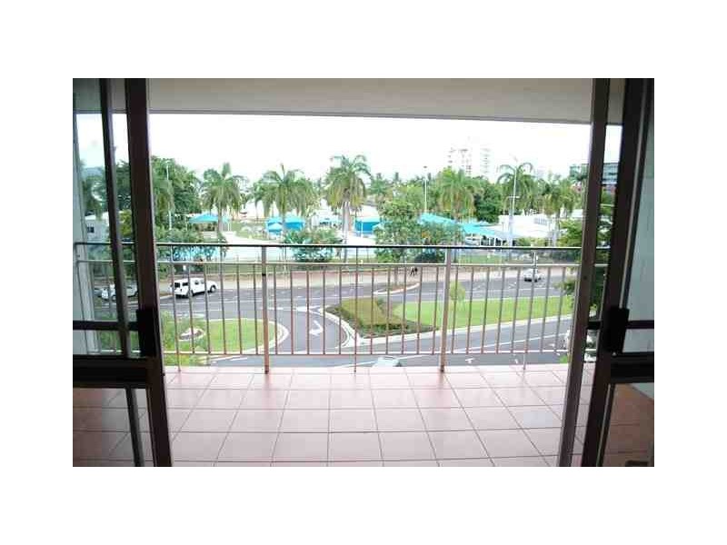 17/33 The Strand, North Ward QLD 4810