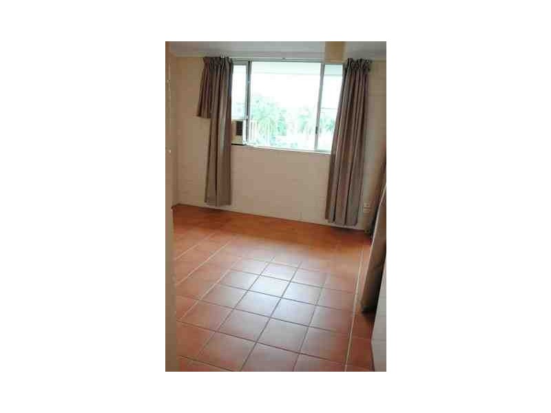 17/33 The Strand, North Ward QLD 4810