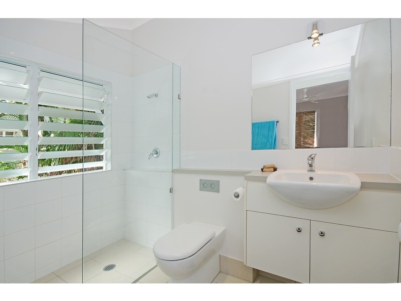 12 Fifth Street, Railway Estate QLD 4810