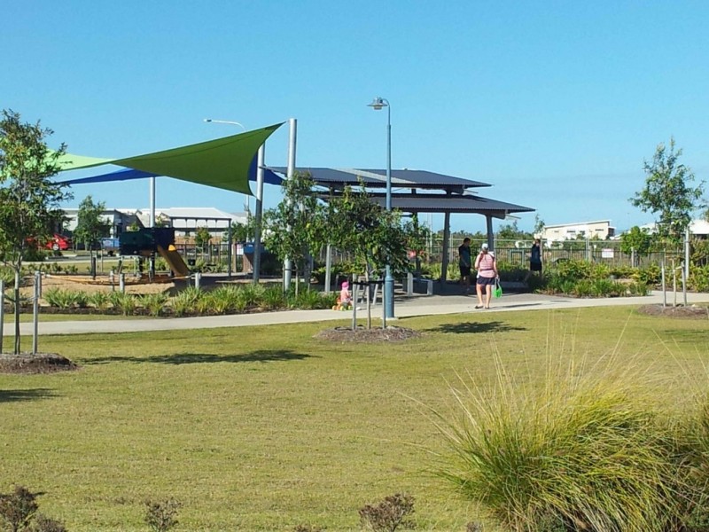 60 Madonis Way, Burdell QLD 4818