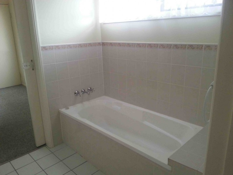 2 Madrid Court, Kirwan QLD 4817