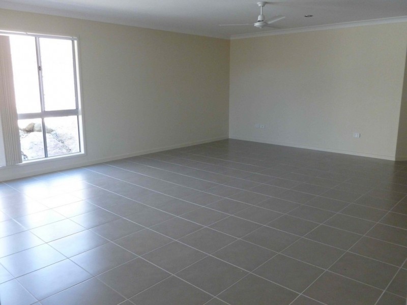 12 Hinton Court, Deeragun QLD 4818