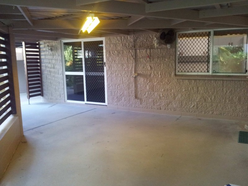 19 Amber Avenue, Rasmussen QLD 4815
