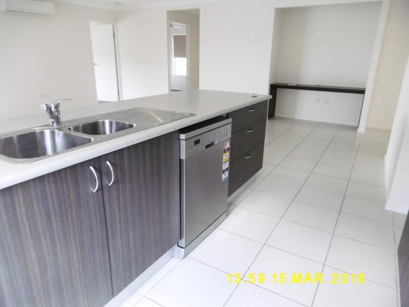 67 Ellsworth Drive (Greenview Estate), Mount Louisa QLD 4814