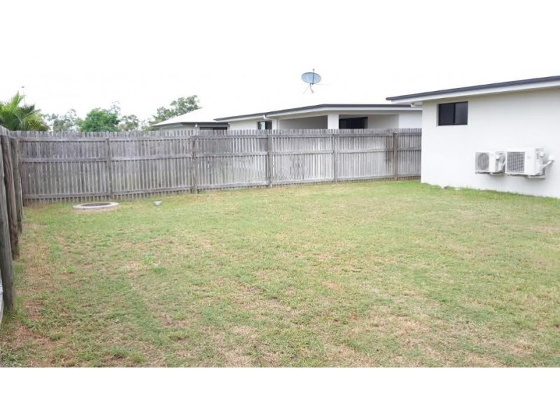 67 Ellsworth Drive (Greenview Estate), Mount Louisa QLD 4814