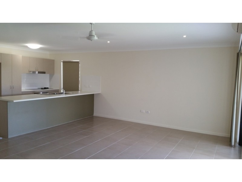 77 Willowbank Dve, Kirwan QLD 4817