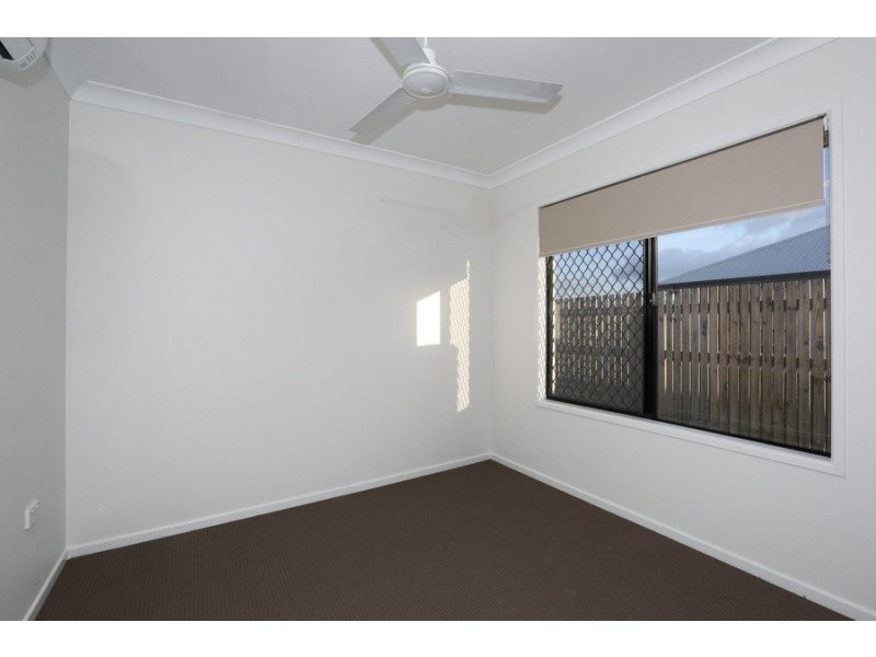 77 Willowbank Dve, Kirwan QLD 4817