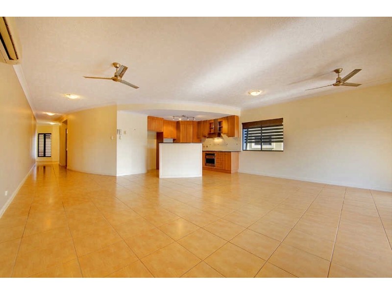 4/56 Mitchell Street, North Ward QLD 4810