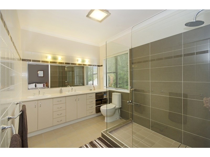 9 Coolan Court, Bushland Beach QLD 4818