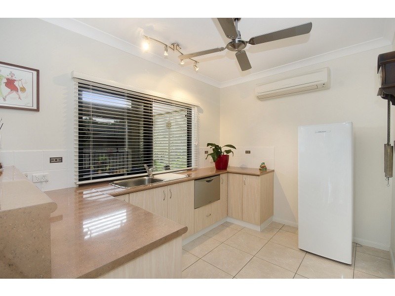 9 Coolan Court, Bushland Beach QLD 4818