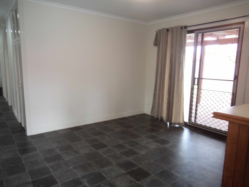 46 Whitsunday Drive, Kirwan QLD 4817