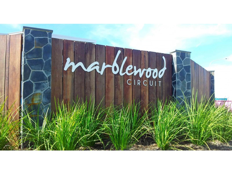 9 Marblewood Cct, Mount Low QLD 4818