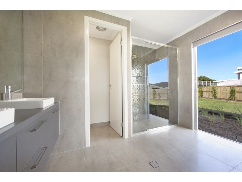 27 Eastlake Avenue, Idalia QLD 4811