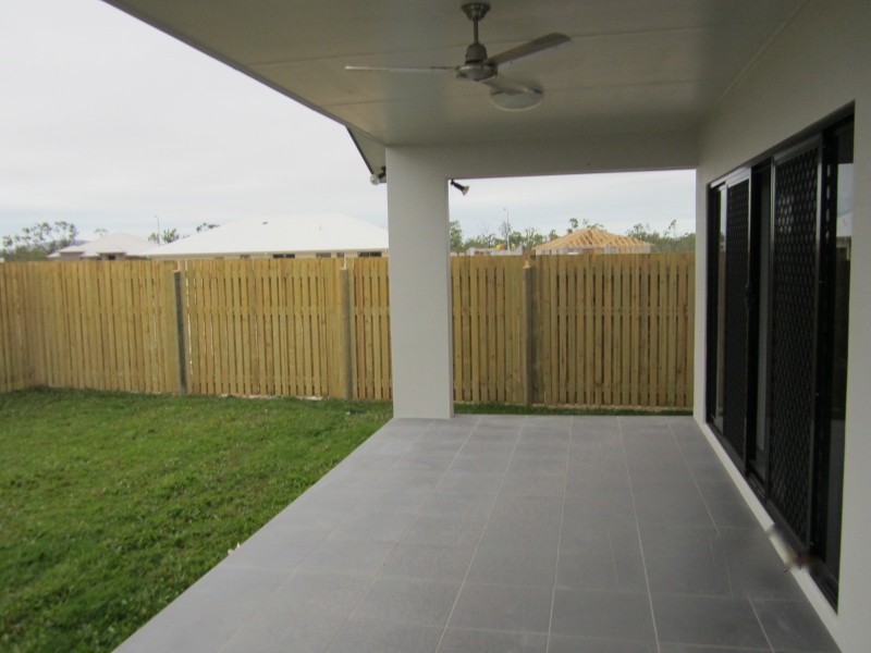 8 Solana Circuit, Burdell QLD 4818