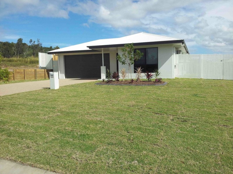 3 Holbourne Street, Bushland Beach QLD 4818