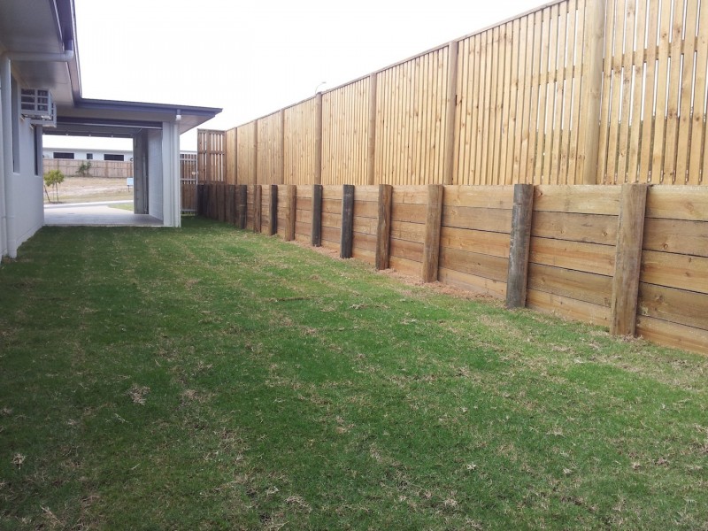 3 Holbourne Street, Bushland Beach QLD 4818