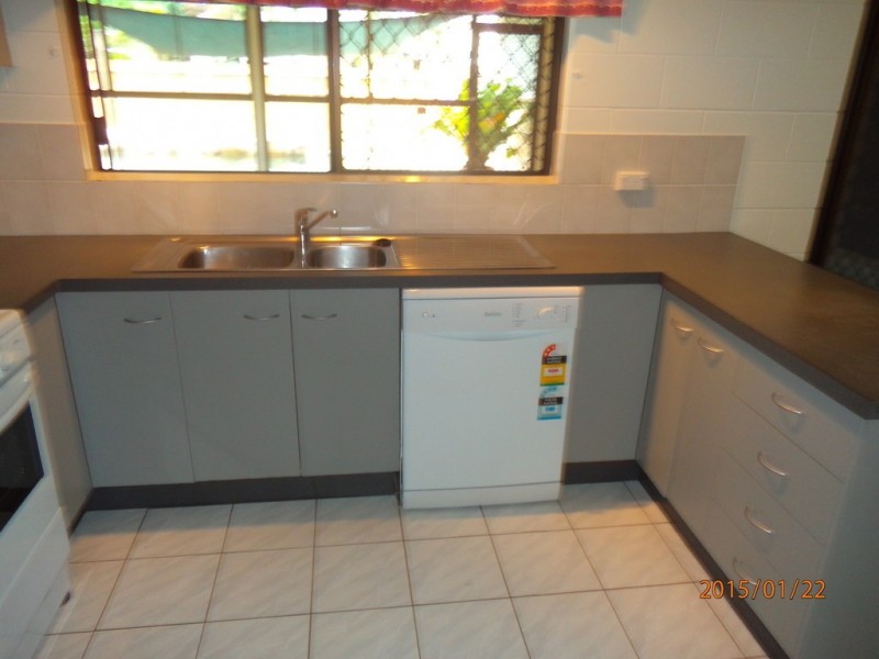 10 Kayleen Crt, Burdell QLD 4818