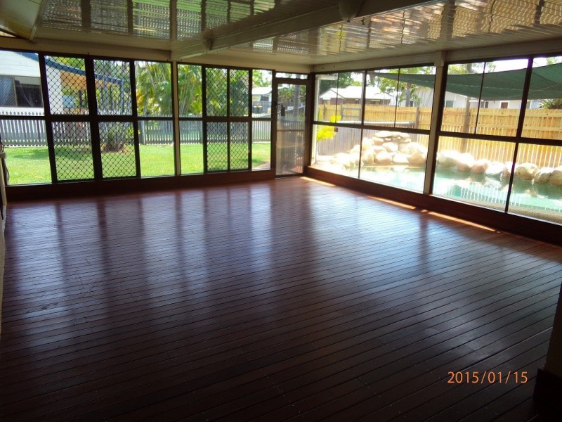 10 Kayleen Crt, Burdell QLD 4818